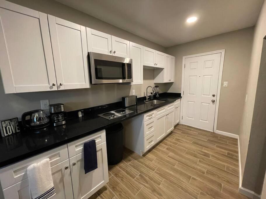 New Stylish Midtown With One Bedroom Phoenix Exterior photo
